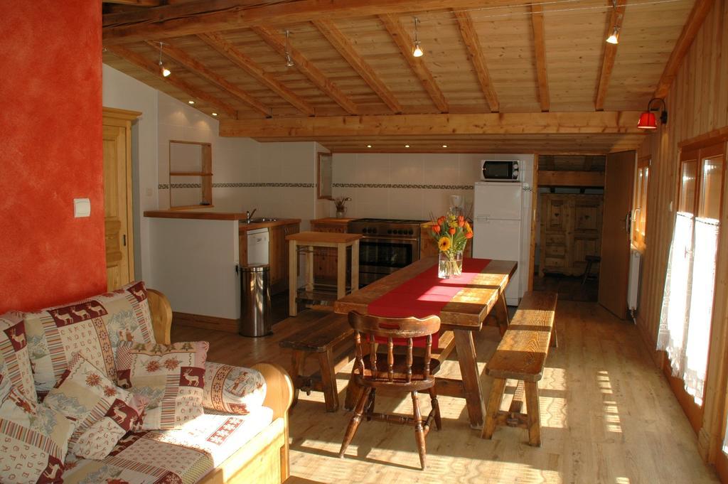 Giffre Et Clesson Aparthotel Samoëns Exterior foto